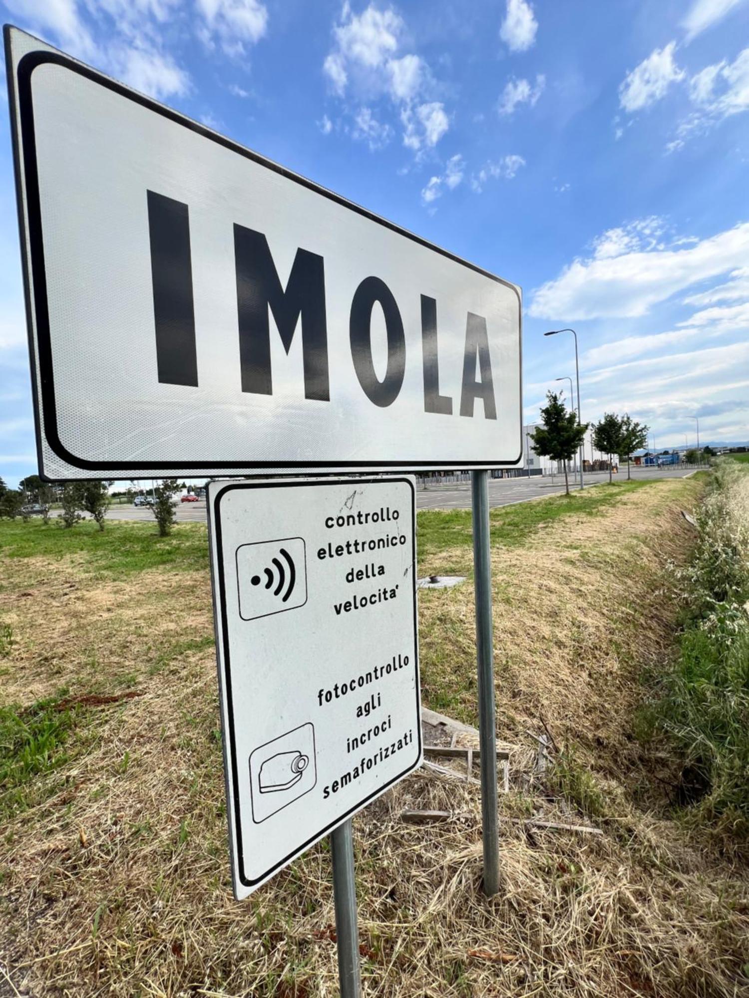 Guesthouse La Casa Di Giada Uscita Autostrada Di إيمولا المظهر الخارجي الصورة